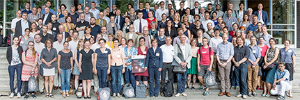 Gruppenfoto der Teilnehmenden der Jahrestagung der Gesellschaft für Universitätssammlungen 2016. Foto: UHH, RRZ/MCC, Mentz