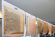 Visualisierung eines Zeitstrahls von verschiedenen Layouts arabischer Manuskripte. Foto: UHH/Karsten Helmholz