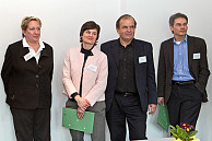 ... und stellte die Abteilungsleiterinnen und -leiter der Präsidialverwaltung vor. Unter anderem waren Anita Winkler-Bondartschuk (Abt. 1), Katrin Greve (Abt. 2), Ingo Birner (Abt. 9) und Dr. Harald Schlüter (Abt. 4) (v.l.) anwesend. Foto: UHH, RRZ/MCC, Arvid Mentz