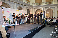 Im Lichthof der Staats- und Universitätsbibliothek traten elf Kandidatinnen und Kandidaten auf die Bühne. Foto: UHH, RRZ/MCC, Arvid Menz