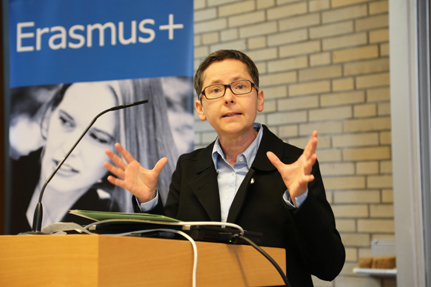 Vizepräsidentin Prof. Dr. Susanne Rupp eröffnete die ERASMUS+-Tagung an der Universität Hamburg. Foto: UHH/Schöttmer