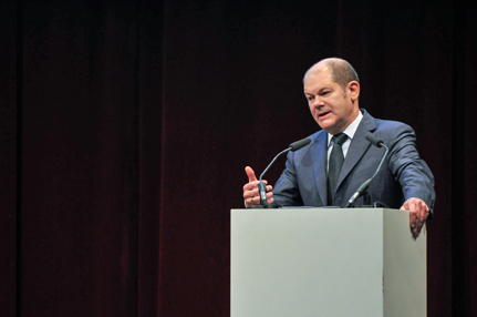 Olaf Scholz stellte sein Konzept der „Hamburg Open Online University“ vor. Foto: Christian Barth/MMKH