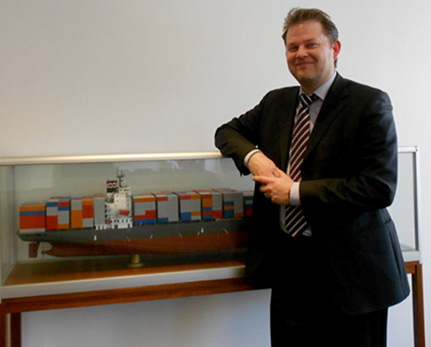 Prof. Dr. Henning Jessen beschäftigt sich vor allem mit öffentlichem Seerecht und Seevölkerrecht. Foto: privat