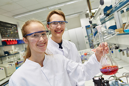 Ham­burg be­kommt das erste Schü­ler­for­schungs­zen­trum Nord­deutsch­lands, das 2017 in der Grindelallee 117 eröffnet werden soll. Foto: SFZ Hamburg