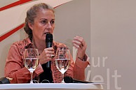 Angela Grosse vom Hamburger Abendblatt moderierte die Veranstaltung, Foto: UHH/P. Schell