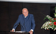 Präsident Prof. Dr. Dieter Lenzen begrüßte zu Beginn der Veranstaltung die rund 300 Gäste. Foto: BWF/Drexelius
