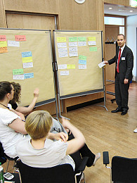 Meinungen, Kritik, Vorschläge werden zunächst gesammelt und später ausgewertet. Foto: M. Birzer