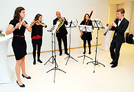 Ein Bläser-Quintett sorgte für die musikalische Untermalung. Foto: UHH/Schell