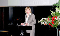 Wissenschaftssenatorin Dr. Dorothee Stapelfeldt erinnerte in ihrem Grußwort an den Stifter des Hauptgebäudes vor 100 Jahren, Edmund Siemers. Foto: BWF/Drexelius
