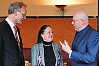 Petra Herz (Joachim Herz Stiftung, Mitte) und Professor Michael Göring (ZEIT-Stiftung, links) im Gespräch mit dem Präsidenten, Foto: Andreas Klingberg