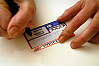 Fahrkarten im HVV-Großkundenabonnement (GKA) verlieren ihre Gültigkeit und sind gegen neue Fahrkarten auszutauschen. Foto: HVV GmbH